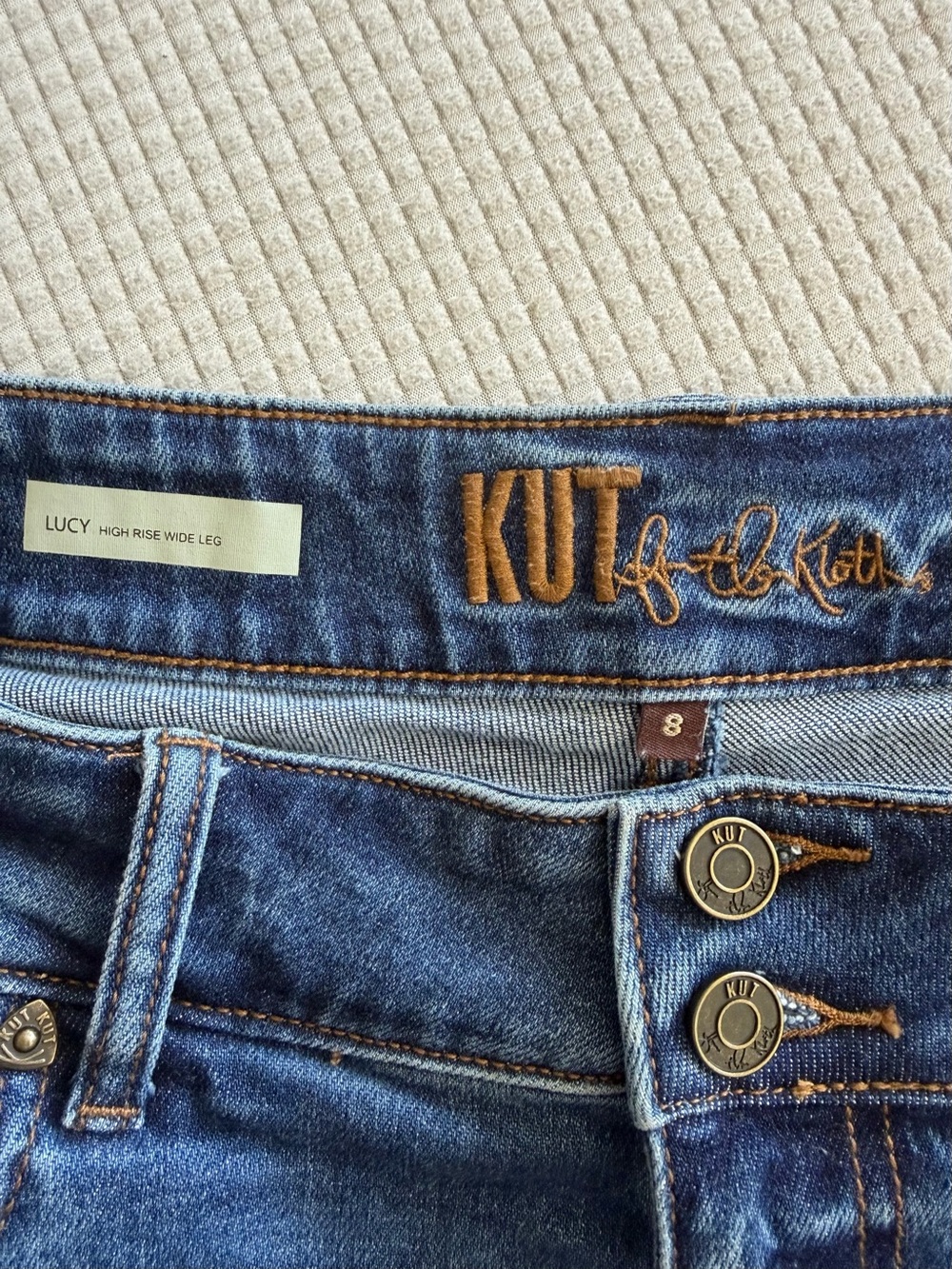 KUT from the KLOTH- Lucy Wide Leg medium wash Jeans size 8 Women’s color Ione - Picture 6 of 10